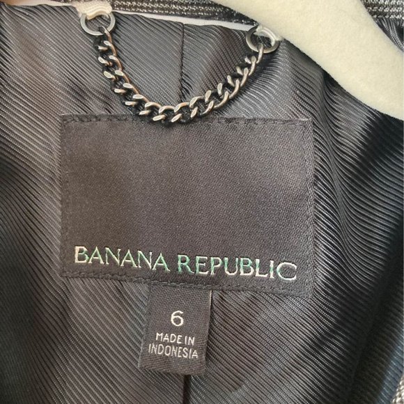 Banana Republic Plaid Belted Jacket - Picture 5 of 5